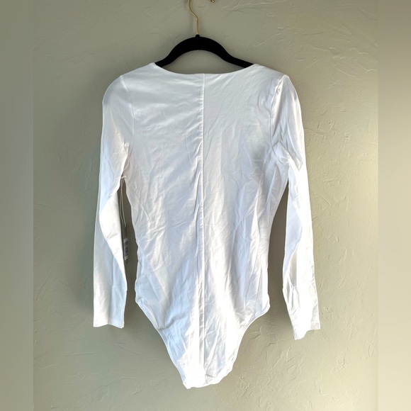 NWT EVERLANE LONG SLEEVE V NECK BRIEF BODYSUIT IN WHITE XS M - Picture 5 of 5